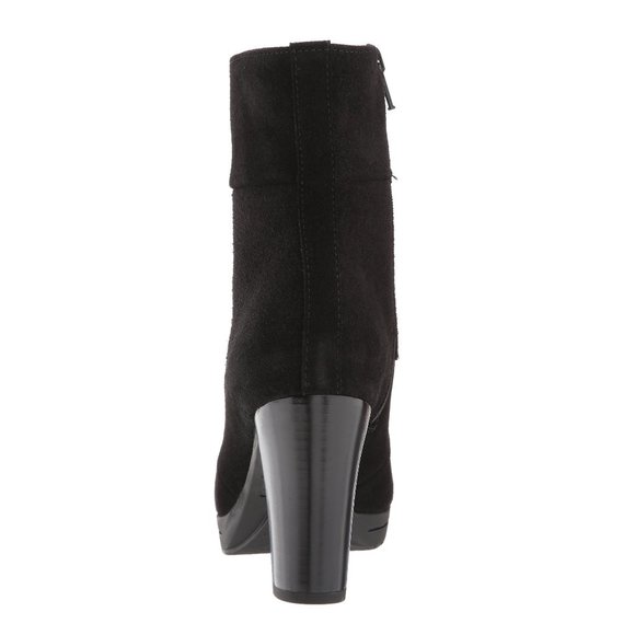 La Canadienne Mirabella Women's Fashion Boot - Picture 3 of 5